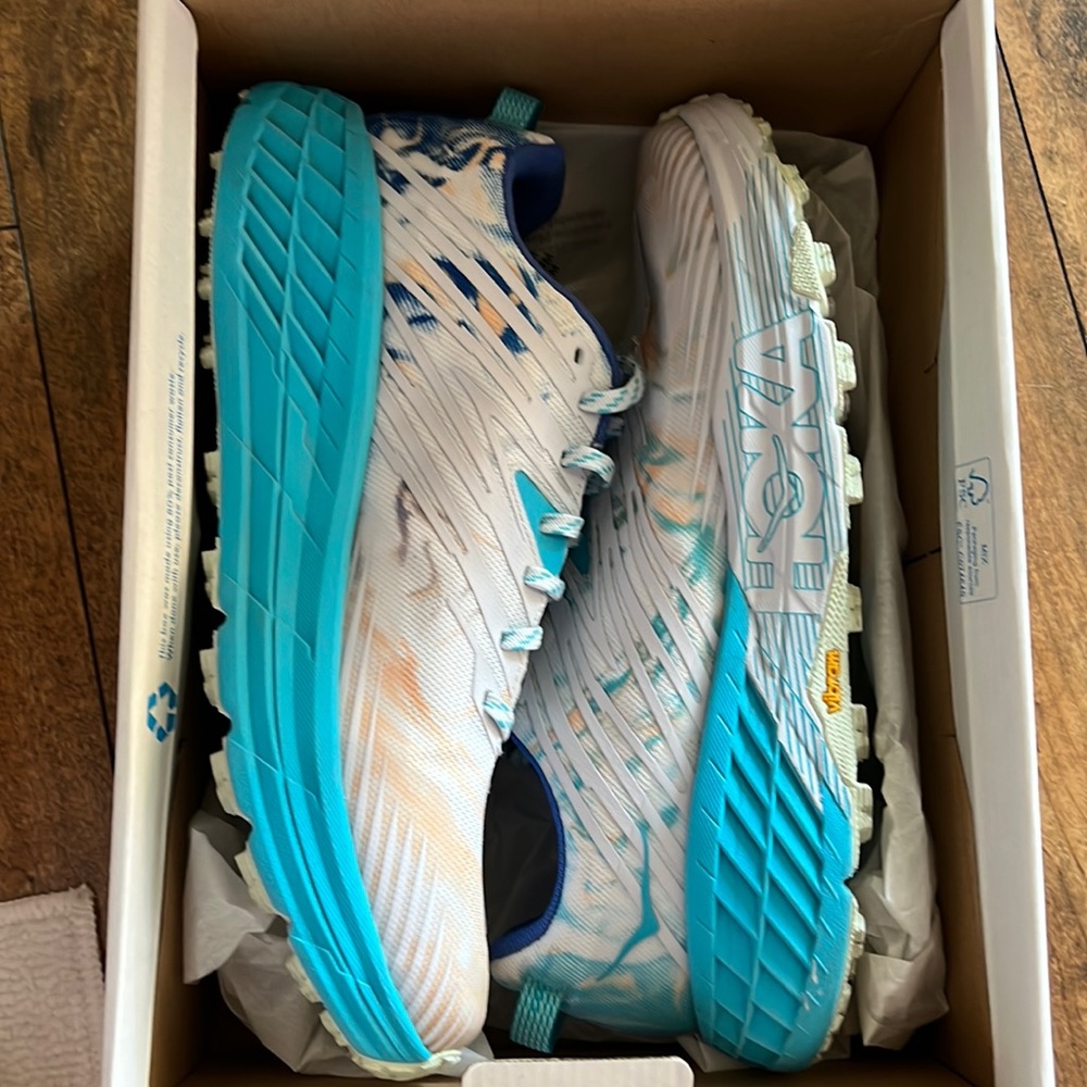 HOKA SPEEDGOAT 4